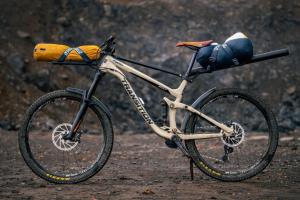 자전거 캠핑에 최적화 된 게리온 바이크 랙 시스템