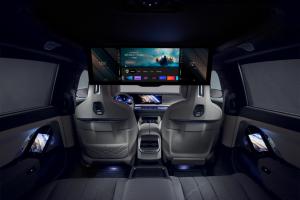 BMW ڸ, ̵ 3    eSIM  