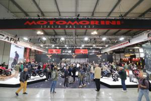 EICMA 현지 취재, 신형 엔진으로 라인업 확대하는 모토모리니 코르사로 750, 밀라노